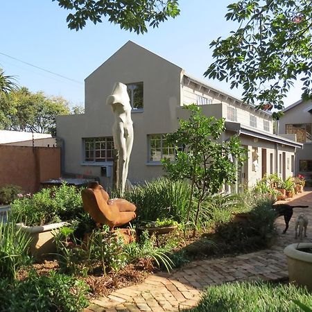 The Sculpture Yard 1 Apartment Pretoria Exterior photo