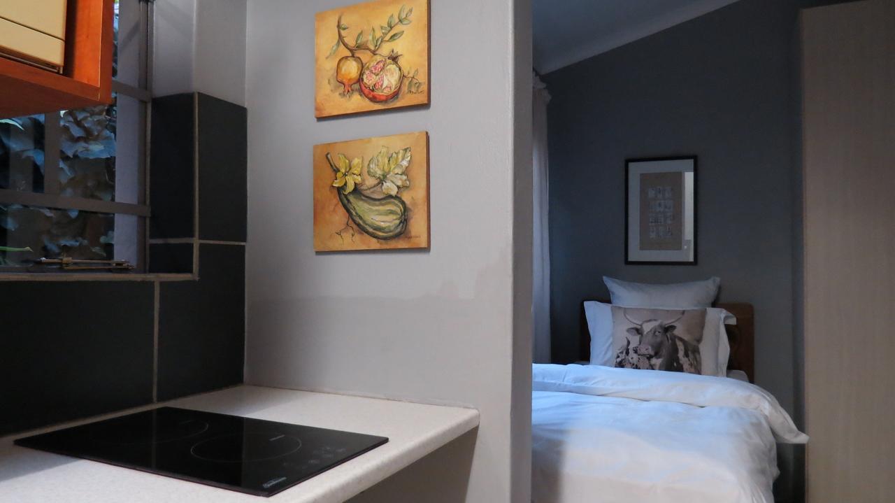 The Sculpture Yard 1 Apartment Pretoria Exterior photo