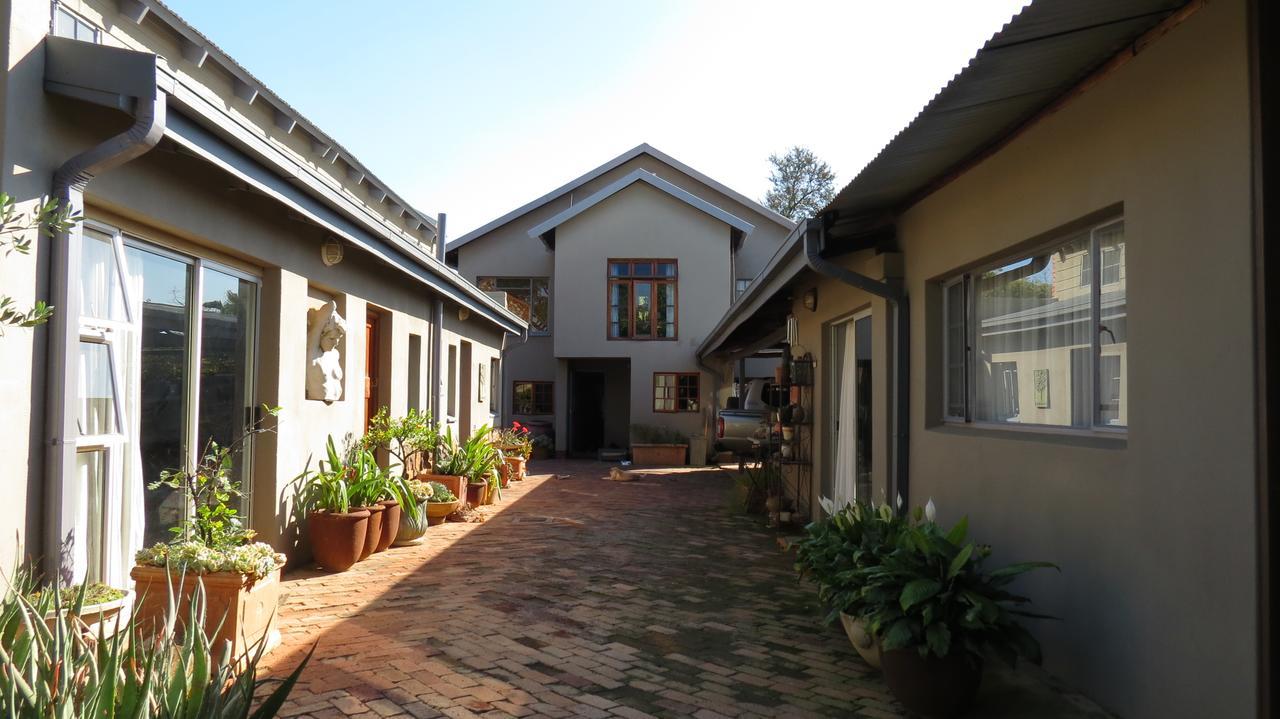 The Sculpture Yard 1 Apartment Pretoria Exterior photo
